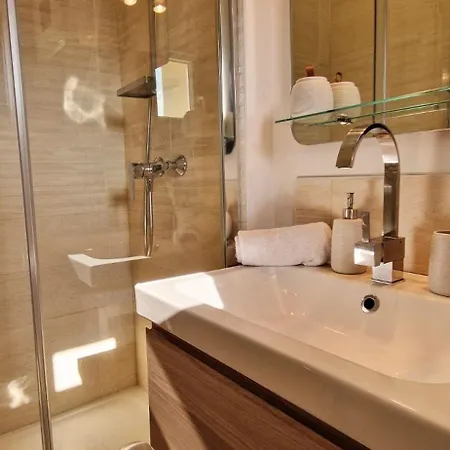 Apartment Amazonia Centre By Myfrenchpat